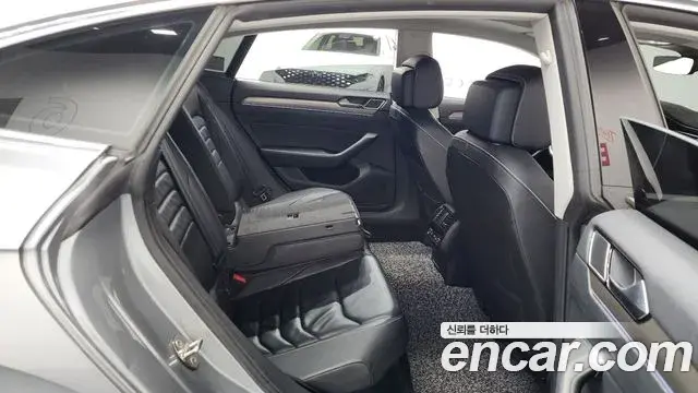 Volkswagen Arteon 2020 — ფოტო 5/20