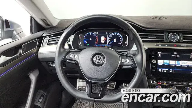 Volkswagen Arteon 2020 — ფოტო 2/20