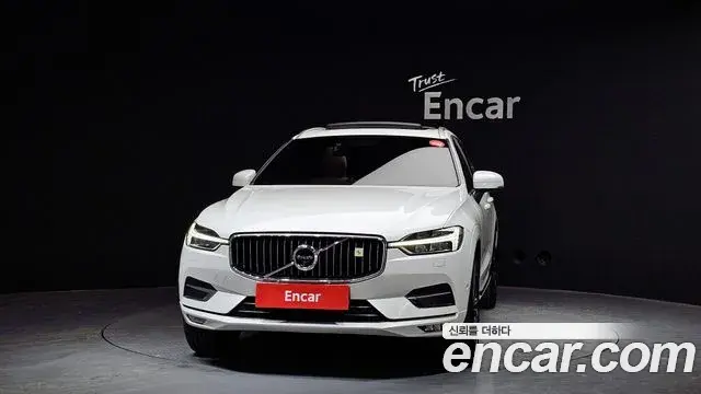 Volvo XC60 2020 — Şəkil 17/30