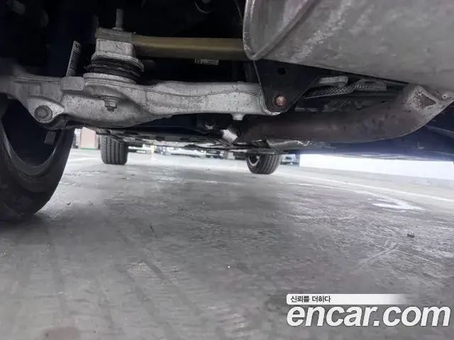 Volvo XC60 2020 — Şəkil 25/30