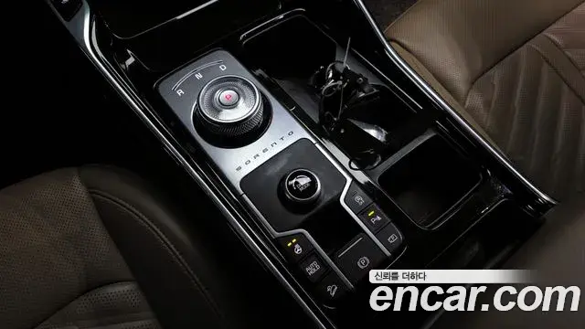 Kia Sorento 2024 — Şəkil 19/20