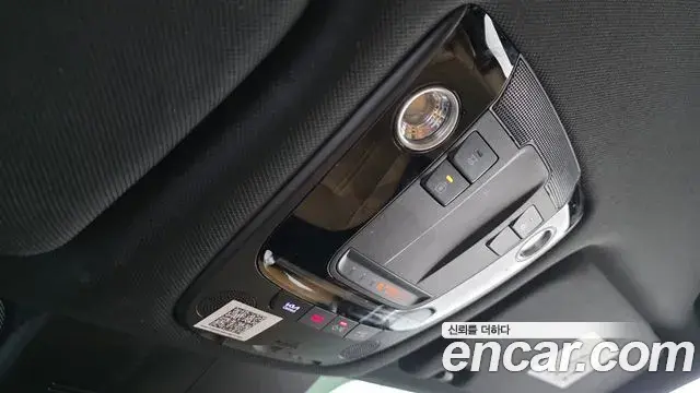 Kia Sorento 2021 — ფოტო 18/20