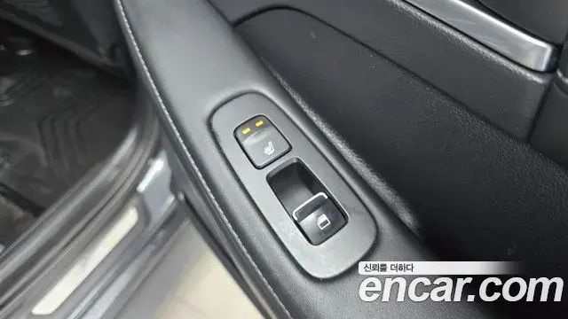 Hyundai Sonata Hybrid 2022 — ფოტო 19/20