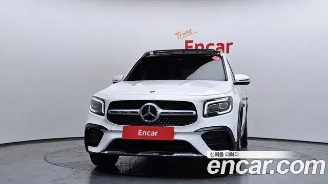 Mercedes-Benz GLB-Class 2021 — Şəkil 15/20