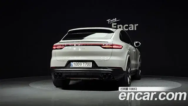 Porsche Cayenne 2021 — Фото 4/20