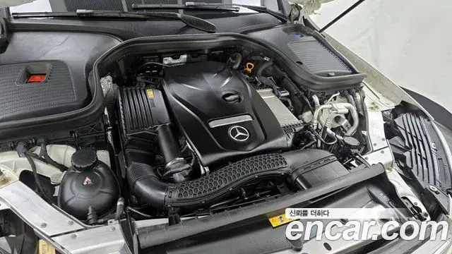 Mercedes-Benz GLC-Class 2019 — Şəkil 13/20
