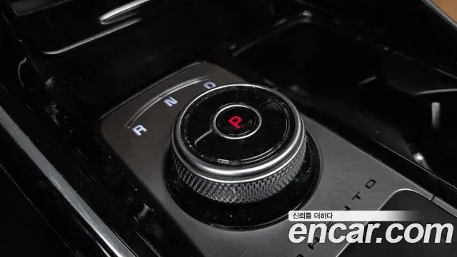 Kia Sorento 2020 — Фото 8/20