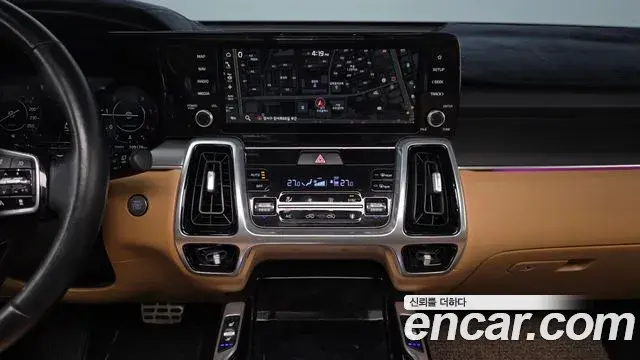 Kia Sorento 2020 — Фото 13/20