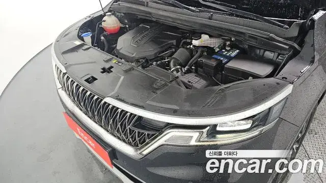 Kia Carnival 2022 — Photo 9/20