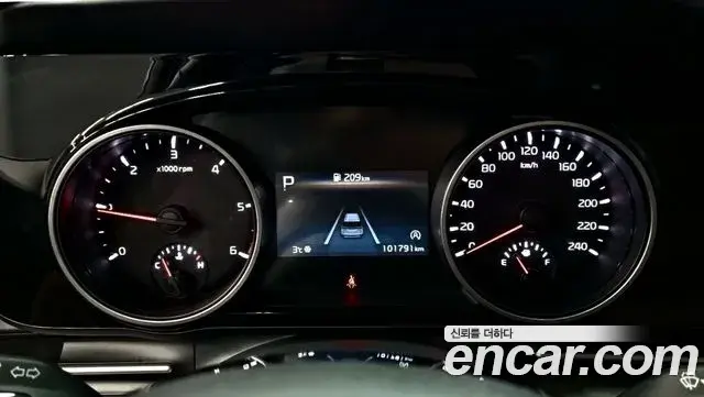 Kia Carnival 2022 — Photo 16/20