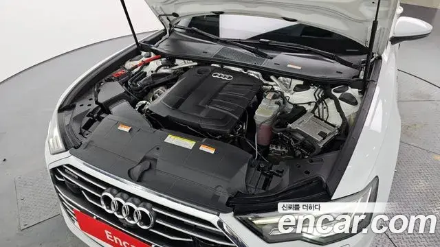 Audi A6 2021 — Фото 6/20