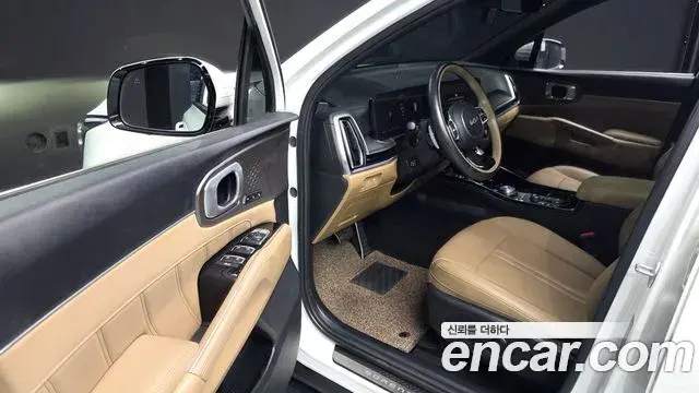 Kia Sorento 2023 — Photo 7/20