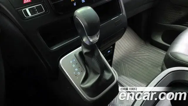 Hyundai Staria 2023 — Şəkil 2/20
