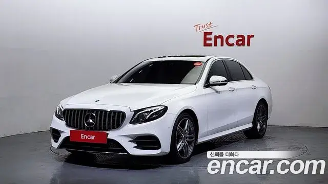 Mercedes-Benz E-Class 2018 — Фото 1/20