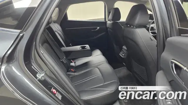 Hyundai Sonata Hybrid 2022 — Şəkil 20/20