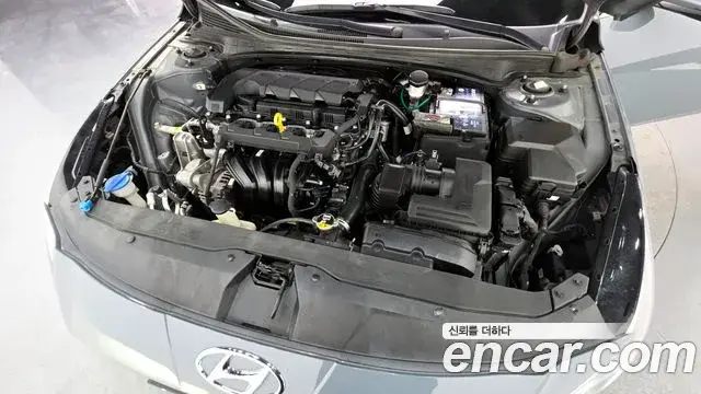 Hyundai The New Avante Hybrid 2020 — Şəkil 7/20