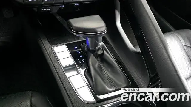 Hyundai The New Avante Hybrid 2020 — Şəkil 3/20