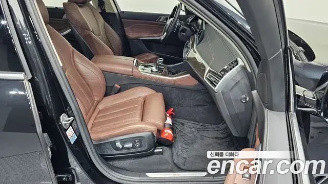 BMW X5 2022 — Photo 17/20