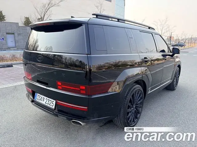 Hyundai Santa Fe 2023 — Photo 18/20