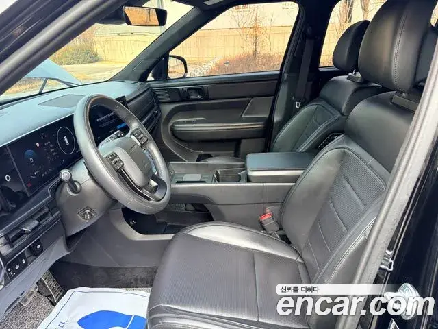 Hyundai Santa Fe 2023 — Photo 14/20