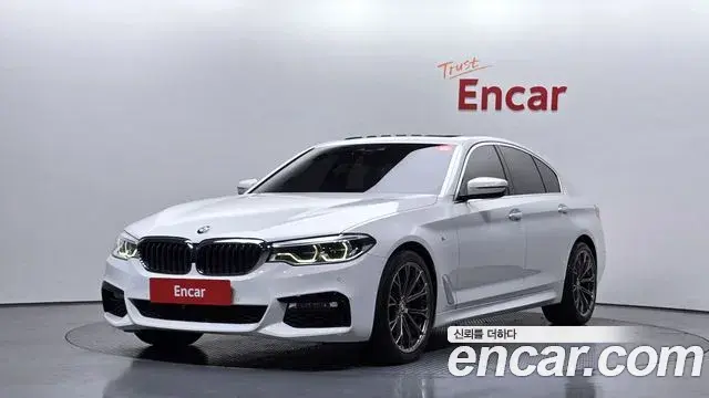 BMW 5 Series 2018 — Photo 8/20