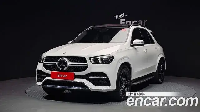 Mercedes-Benz GLE-Class 2021 — Şəkil 18/20