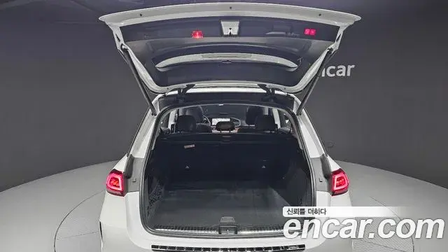 Mercedes-Benz GLE-Class 2021 — Şəkil 2/20