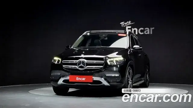 Mercedes-Benz GLE-Class 2020 — Şəkil 6/20