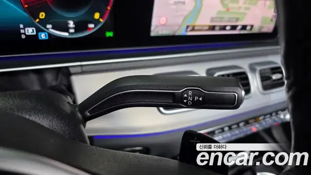 Mercedes-Benz GLE-Class 2020 — Şəkil 10/20