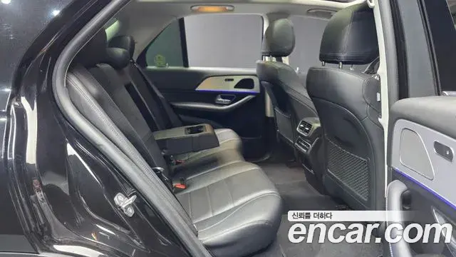 Mercedes-Benz GLE-Class 2020 — Şəkil 13/20