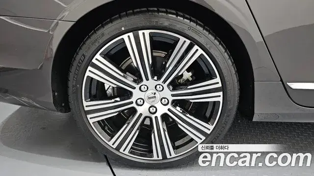 Volvo S90 2023 — ფოტო 4/20