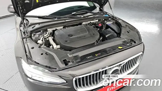 Volvo S90 2023 — ფოტო 16/20