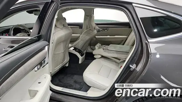 Volvo S90 2023 — ფოტო 12/20