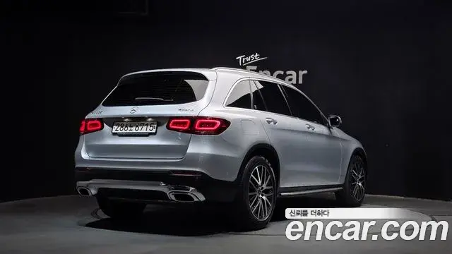 Mercedes-Benz GLC-Class 2020 — Photo 2/20