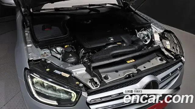 Mercedes-Benz GLC-Class 2020 — Photo 6/20