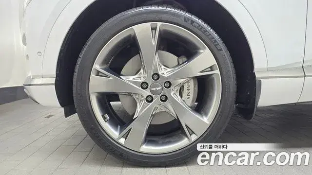 Genesis GV80 2022 — Şəkil 16/20