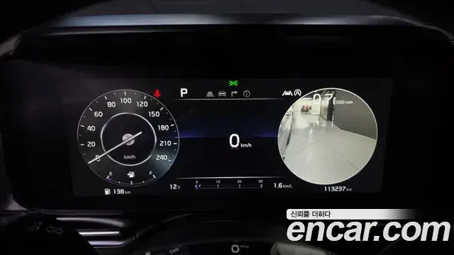 Kia Carnival 2021 — ფოტო 6/20