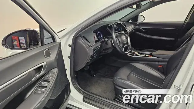 Hyundai Sonata Hybrid 2022 — Şəkil 15/20