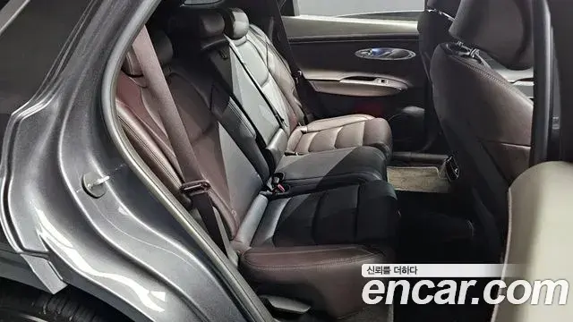 Genesis GV70 2021 — Şəkil 8/20
