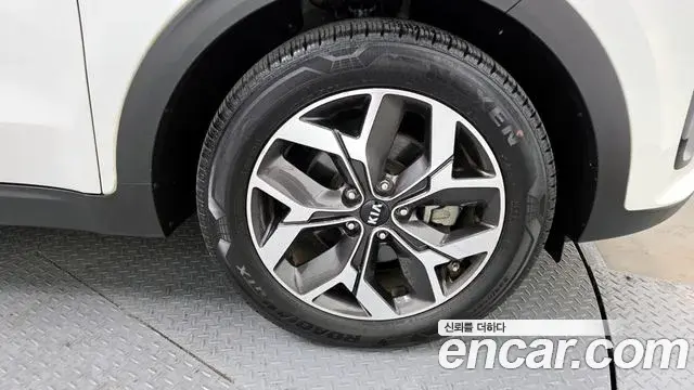 Kia Sportage The Bold 2019 — Фото 5/20