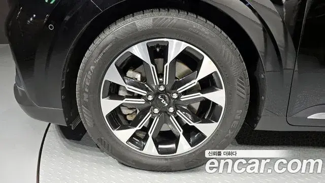 Kia Carnival 2021 — Photo 3/20