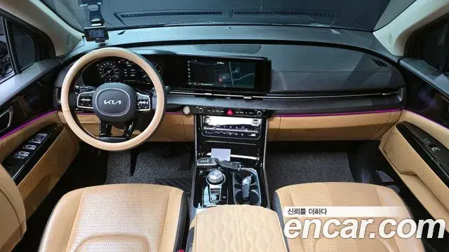 Kia Carnival 2021 — Photo 9/20
