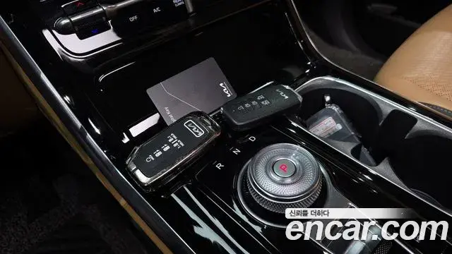 Kia Carnival 2021 — Photo 10/20