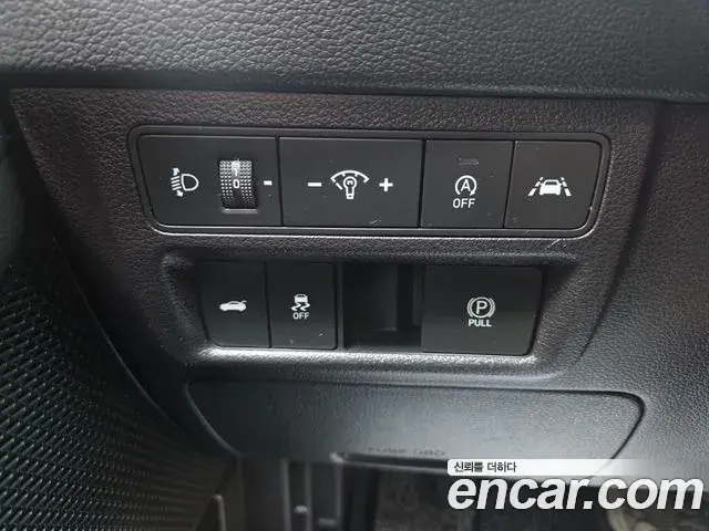 Hyundai Sonata Hybrid 2019 — Photo 19/20