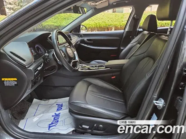 Hyundai Sonata Hybrid 2019 — Photo 16/20