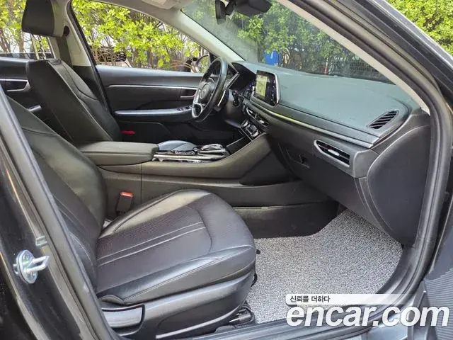 Hyundai Sonata Hybrid 2019 — Photo 18/20