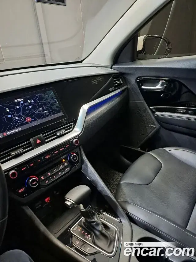 Kia Niro 2021 — Şəkil 14/20