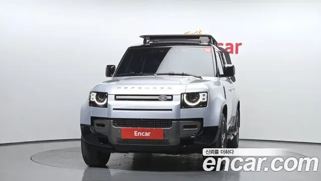 Land Rover Defender 2024 — Photo 8/20