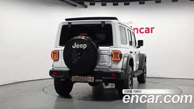 Jeep Wrangler 2022 — Фото 4/20