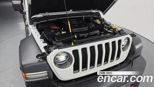 Jeep Wrangler 2022 — Фото 6/20